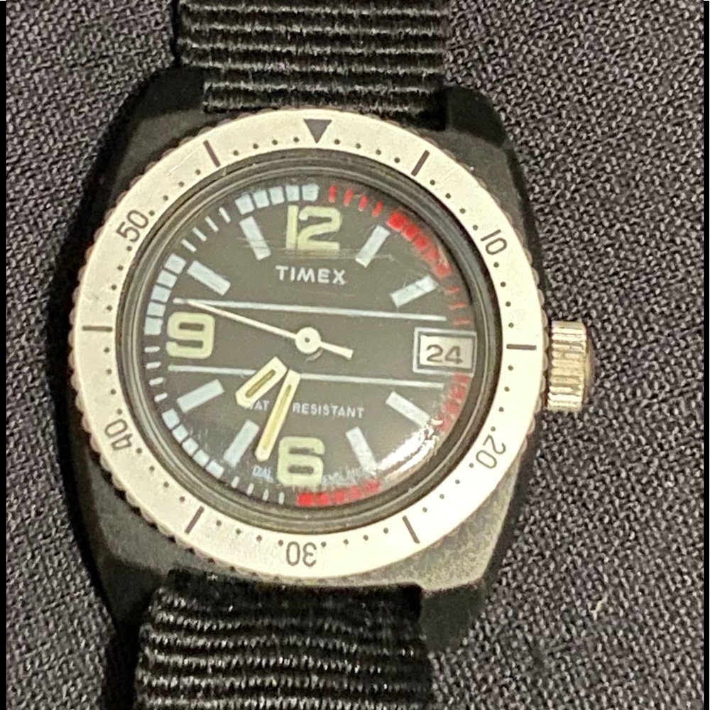 Vintage 1978 Watch TIMEX Skin diver Manual British Made 23779-02578